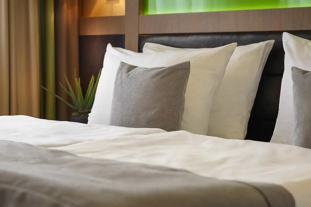 *** Hotel Holiday Inn - The Niu, Fusion Hamburg St. Georg By Ihg Germany