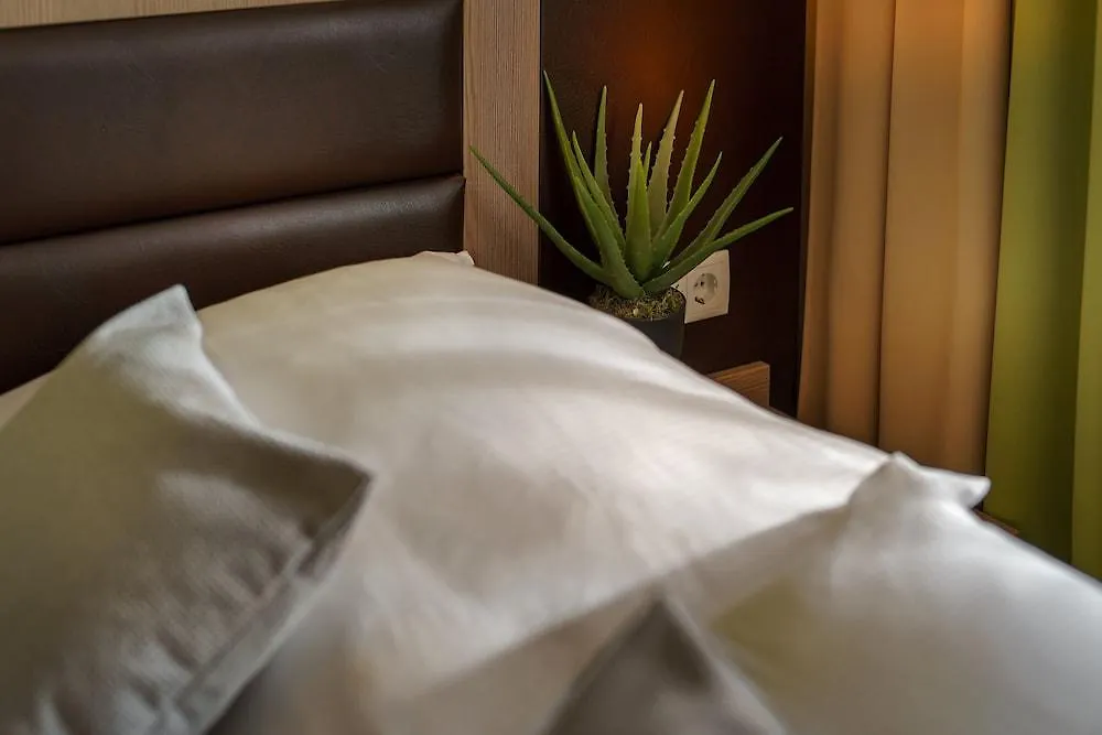 Holiday Inn - The Niu, Fusion Hamburg St. Georg By Ihg