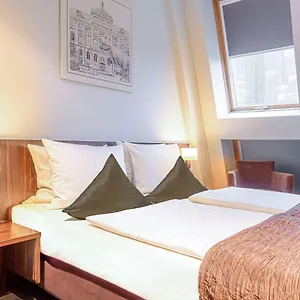 Ramada By Wyndham Frankfurt Centre 4* Frankfurt am Main