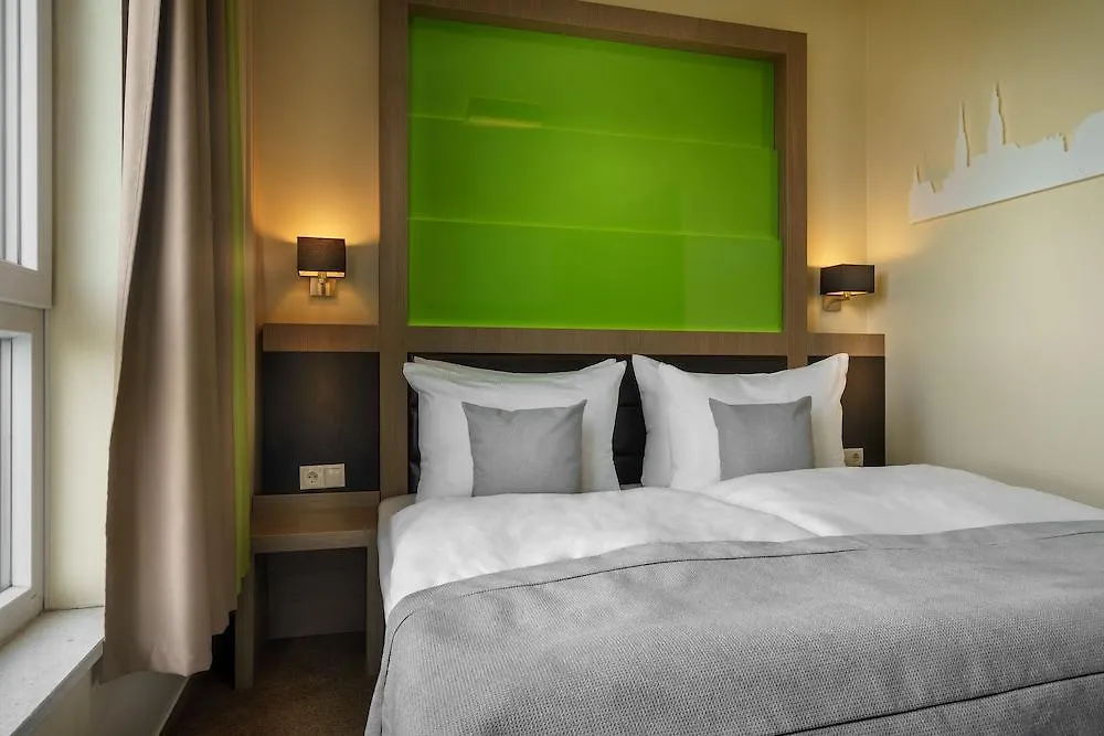 Holiday Inn - The Niu, Fusion Hamburg St. Georg By Ihg Hotel