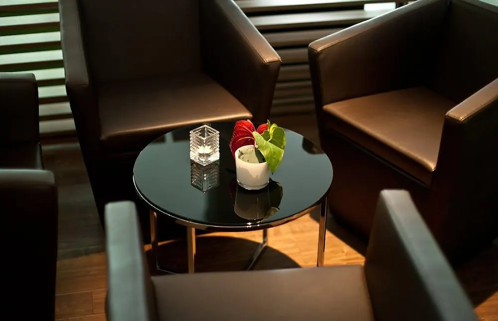 Holiday Inn - The Niu, Fusion Hamburg St. Georg By Ihg Hotel