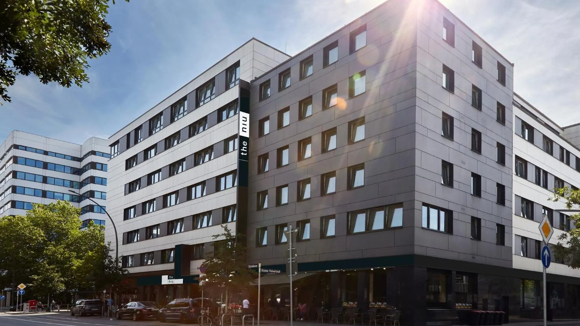 Holiday Inn - The Niu, Fusion Hamburg St. Georg By Ihg 3*,
