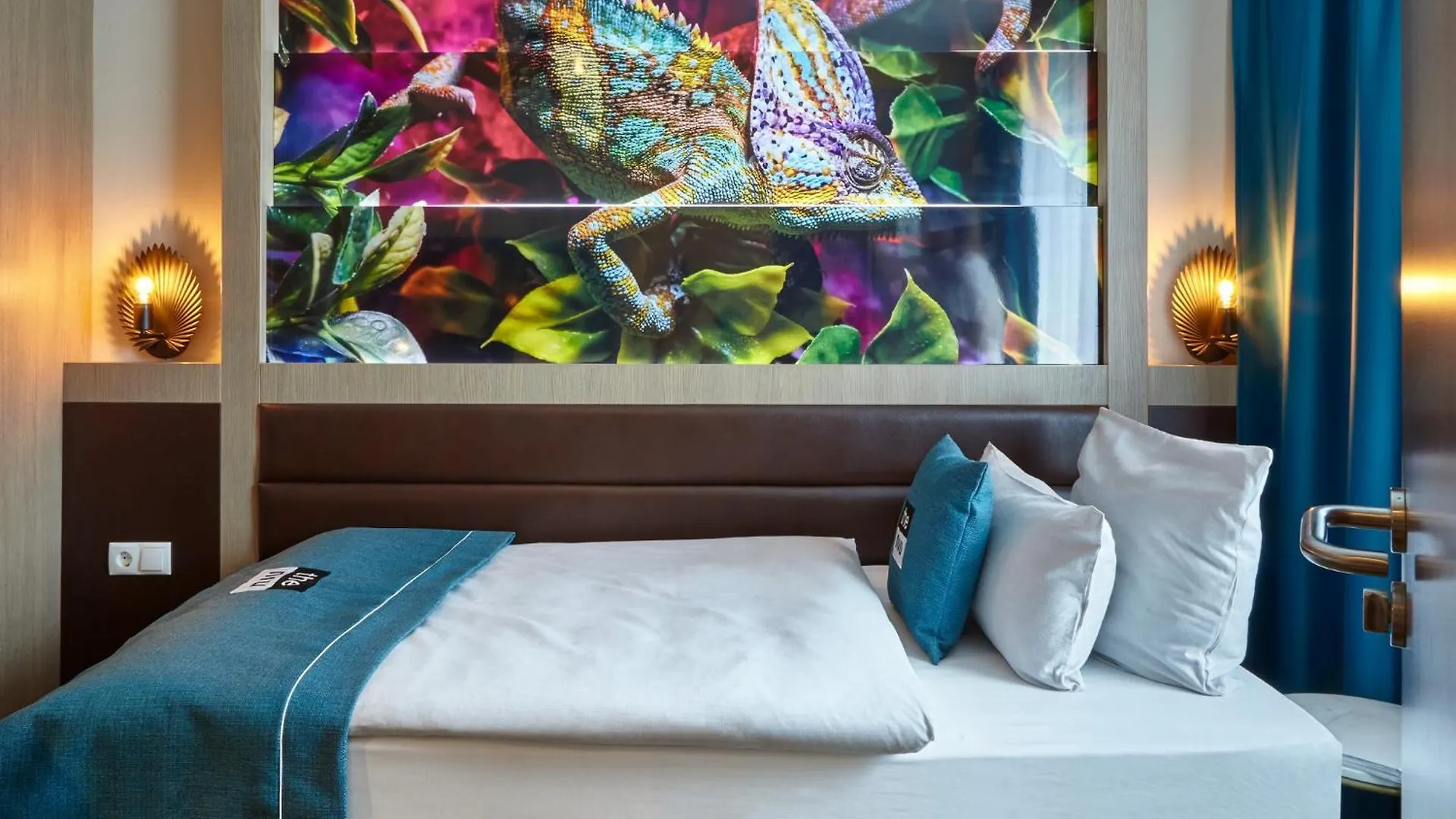 Holiday Inn - The Niu, Fusion Hamburg St. Georg By Ihg 3*,